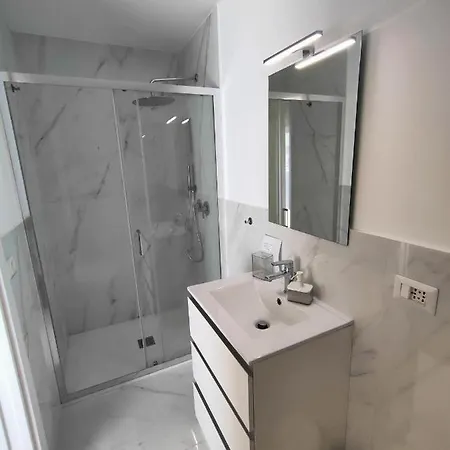 Flavi فندق مبيت وإفطار 3*
